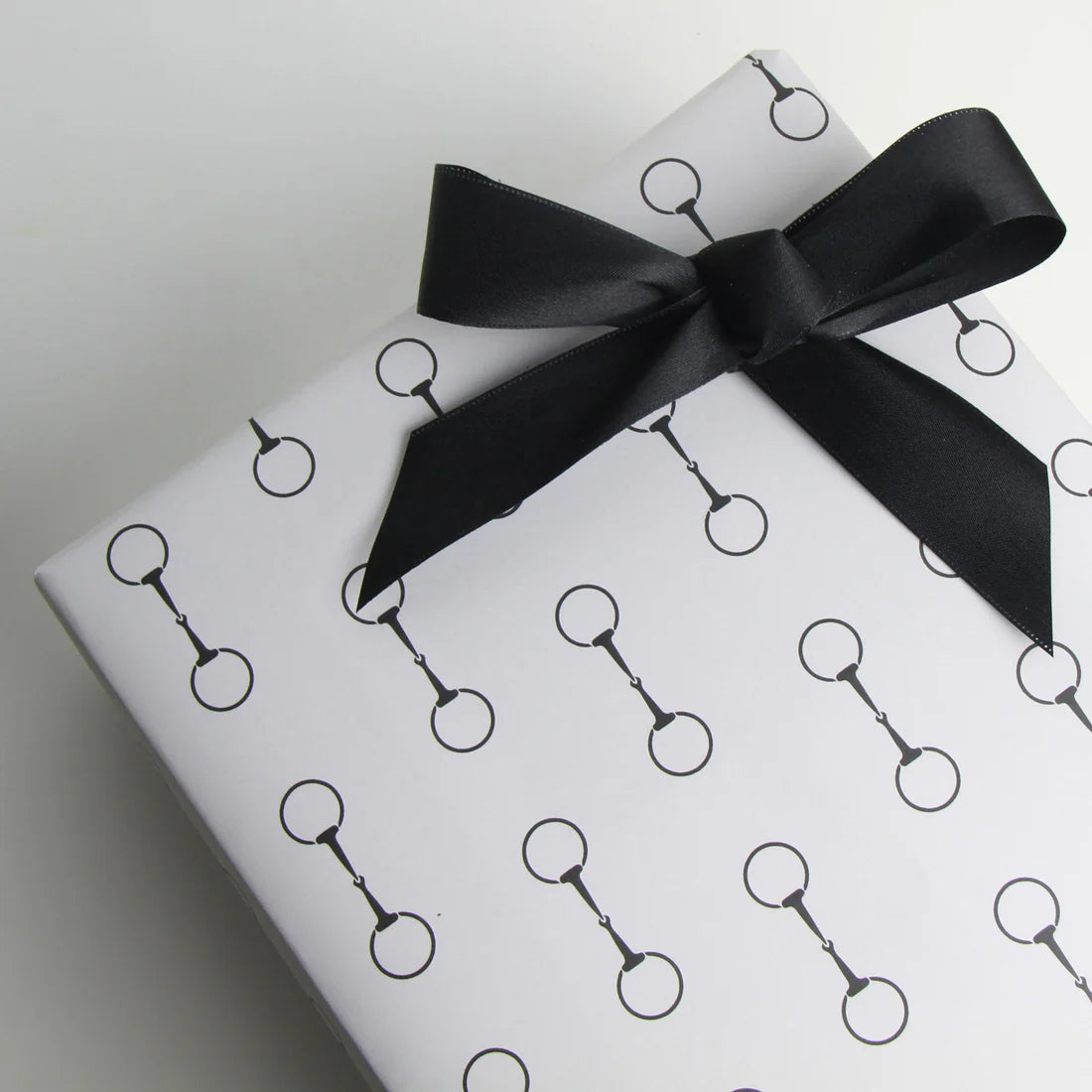 Cream Bits Gift Wrap image 1