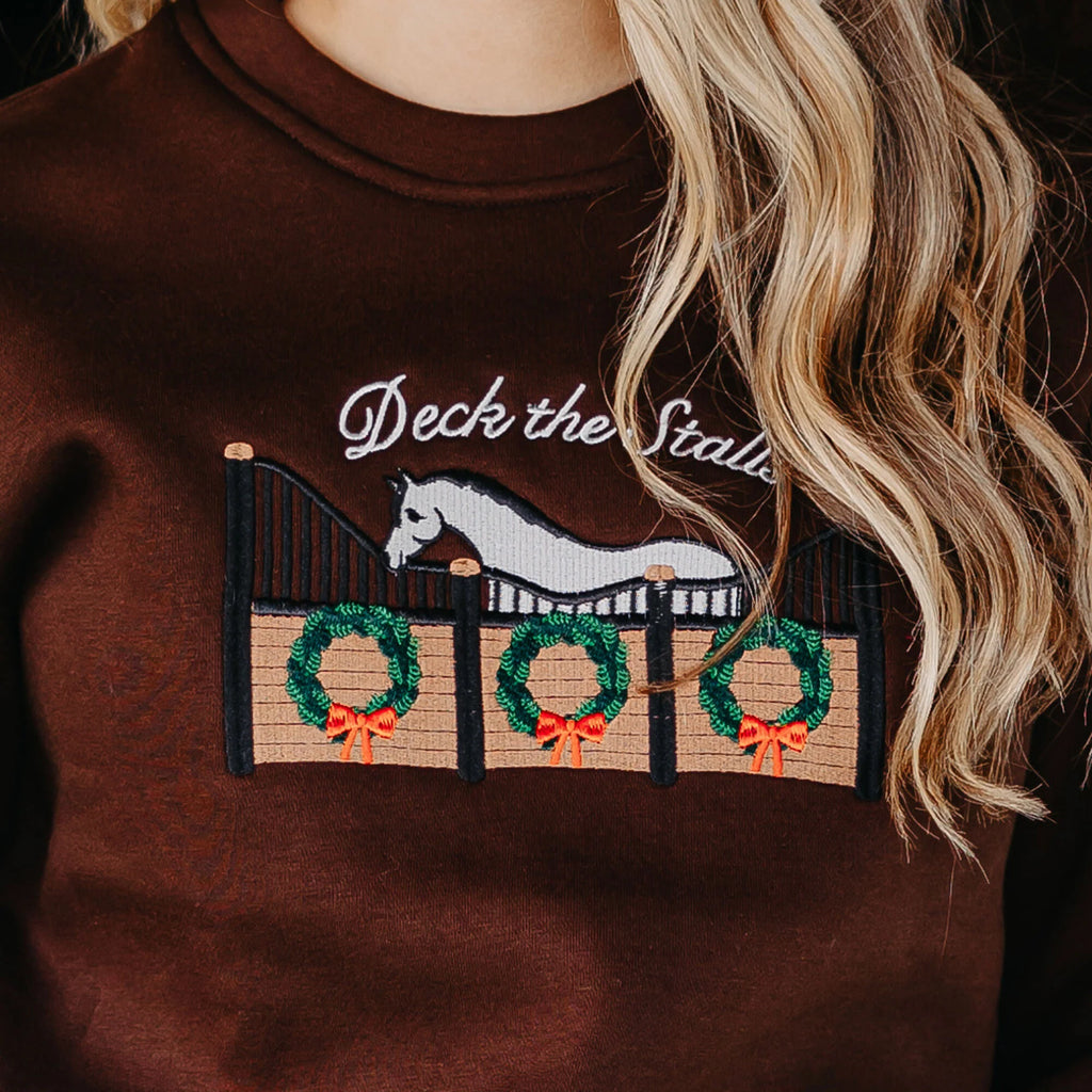 DAPPLEBAY DECK THE STALLS CREWNECK SWEATSHIRT- HOLIDAY 2025