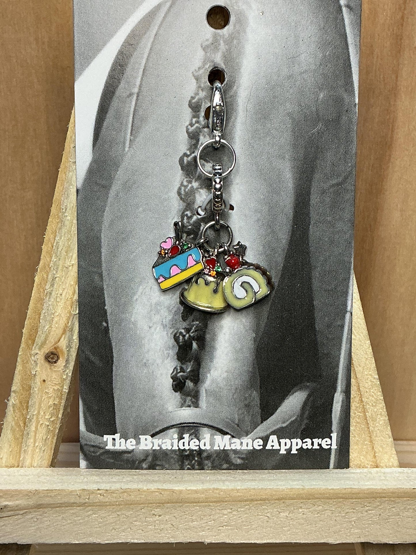 Trio Cake Sampler Charm