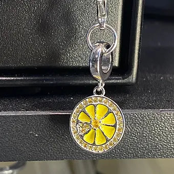 Lemon Charm image 0