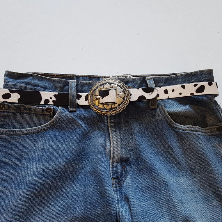 Western Oval Floral Etched Buckle W. Genuine Cowhair Leather image 1